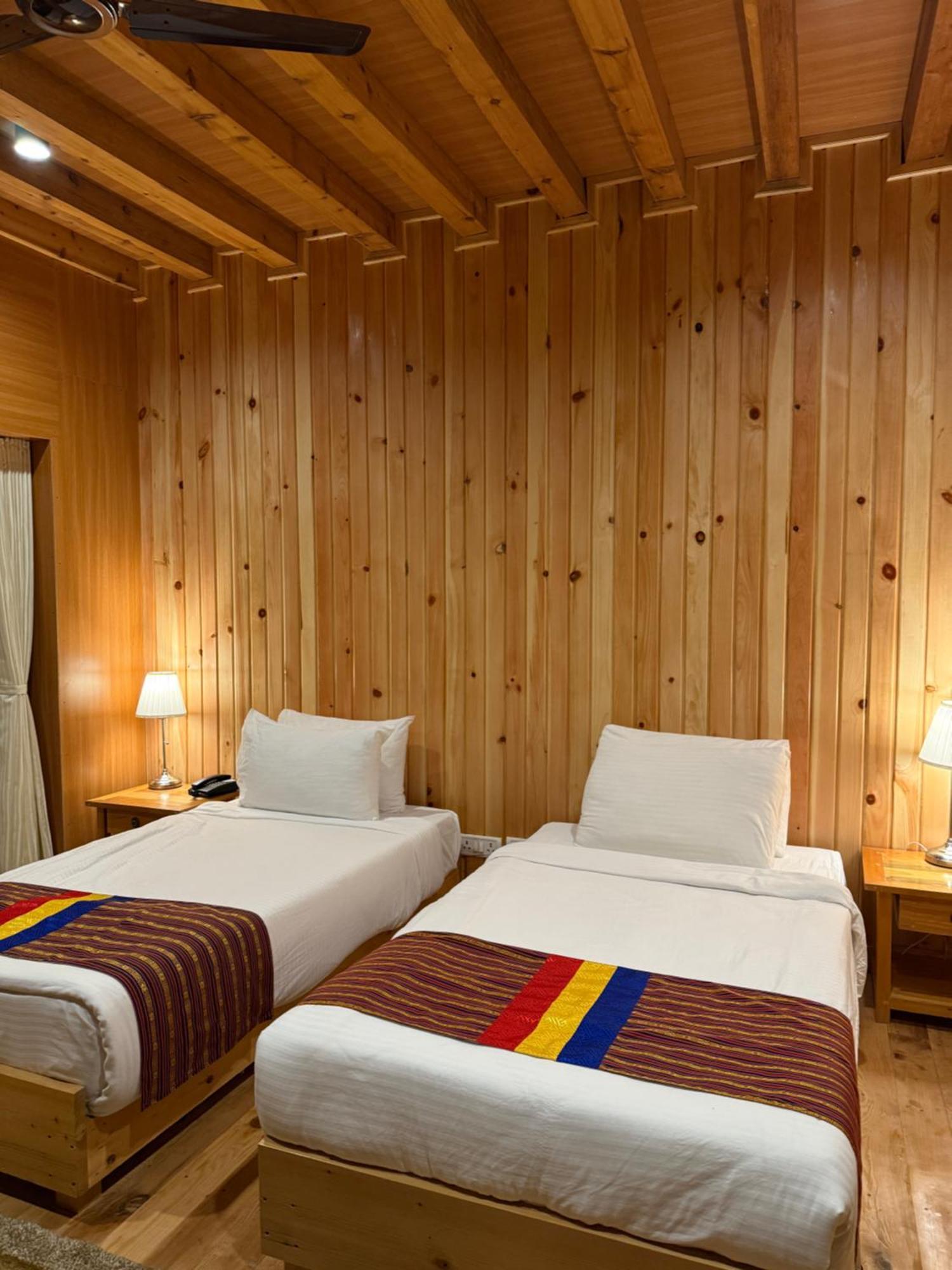 Spirit Of Bhutan Resort Paro Exterior photo
